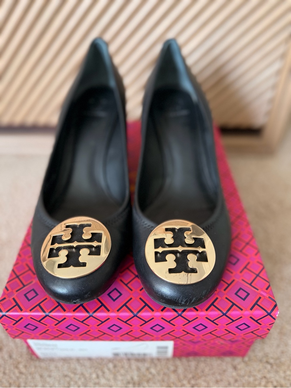 Tory Burch Sally Wedge Pumps Black Gold Leather Size 10.5